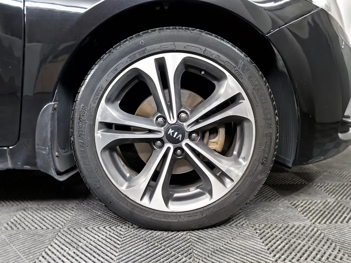 Kia Cerato 1.6 AT (130 л.с.) Черный в АВИЛОН. Слайд №9