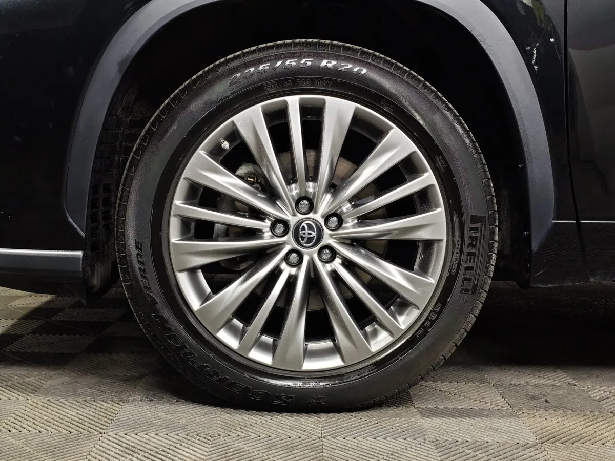 Toyota Highlander 2.0T AT 4WD (248 л.с.) Noble Version Черный в АВИЛОН. Слайд №9