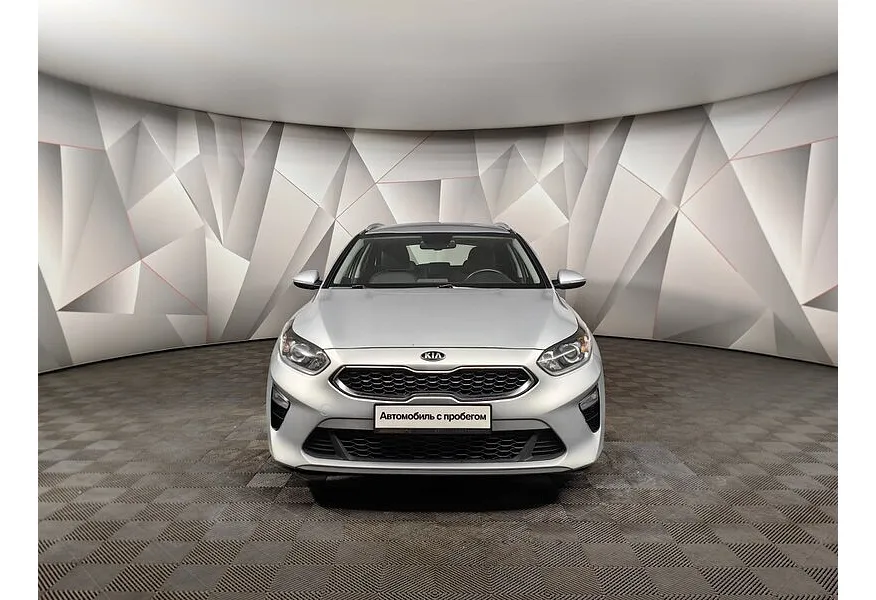 Kia Ceed 1.6 MPI AT (128 л.с.) Prestige Серебристый в АВИЛОН. Слайд №7