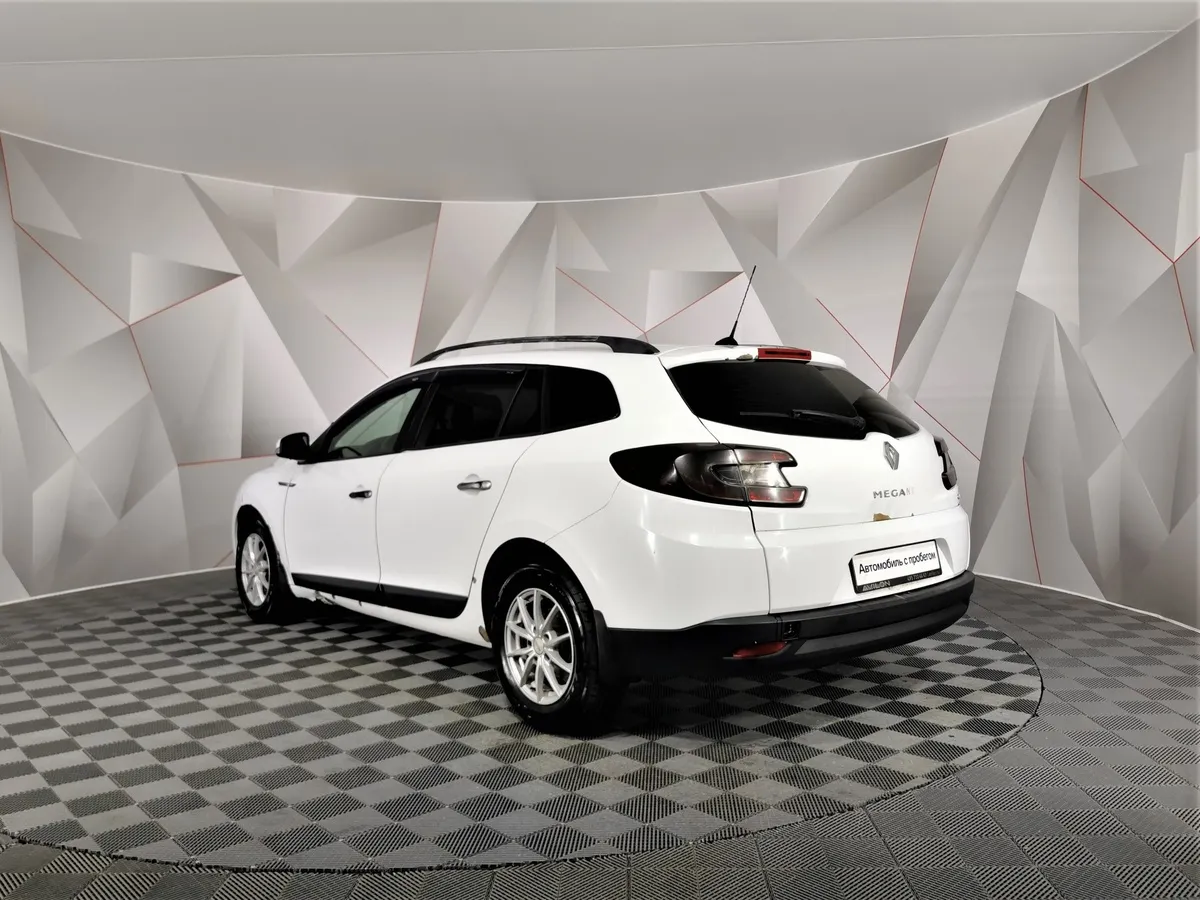 Renault Megane 1.5 dCi MT (90 л.с.) Белый в АВИЛОН. Слайд №4