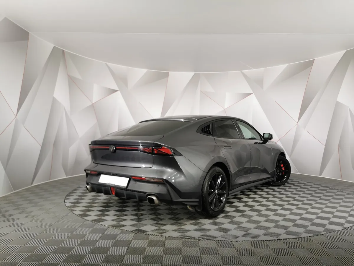 Changan UNI-V 1.5 AMT (181 л.с.) Tech Серый в АВИЛОН. Слайд №2