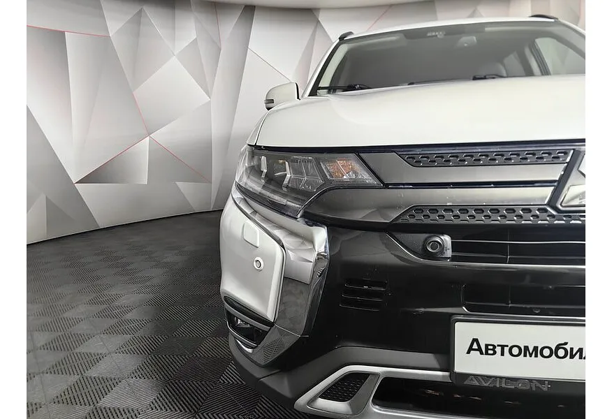 LIVE. Слайд №17