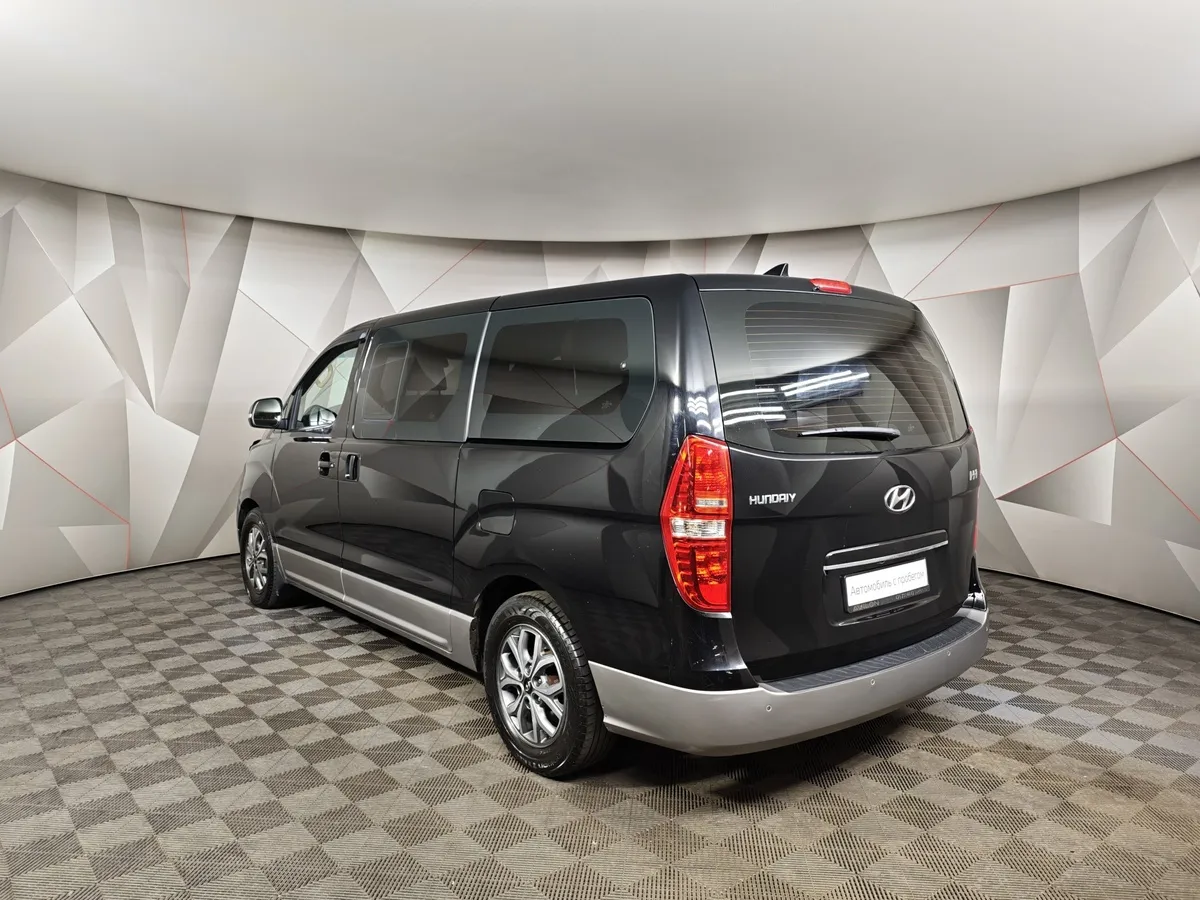Hyundai H-1 2.5 CRDi AT (170 л.с.) Business (JP6) Черный в АВИЛОН. Слайд №4
