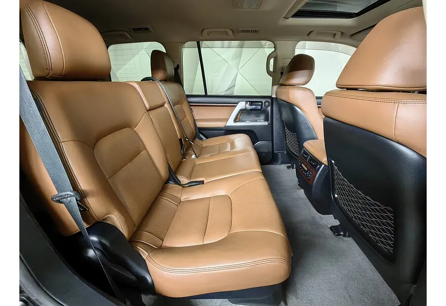 Toyota Land Cruiser 4.5 Twin-Turbo D AT 4WD (5 мест) (235 л.с.) Престиж Черный в АВИЛОН. Слайд №15