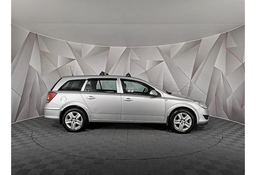 Opel Astra 1.6 MT (115 л.с.) Серебристый в АВИЛОН. Слайд №6