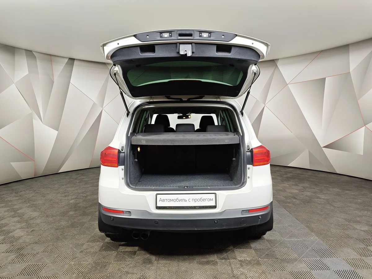 Volkswagen Tiguan 2.0 TSI 4Motion AT (170 л.с.) Track & Field Белый в АВИЛОН. Слайд №11