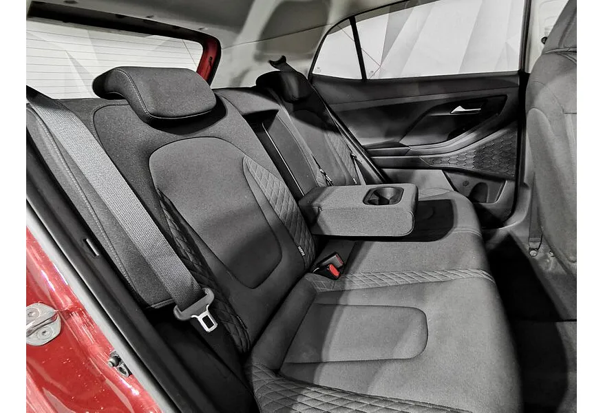 Hyundai Creta 1.6 AT (123 л.с.) Classic + Winter Красный в АВИЛОН. Слайд №16