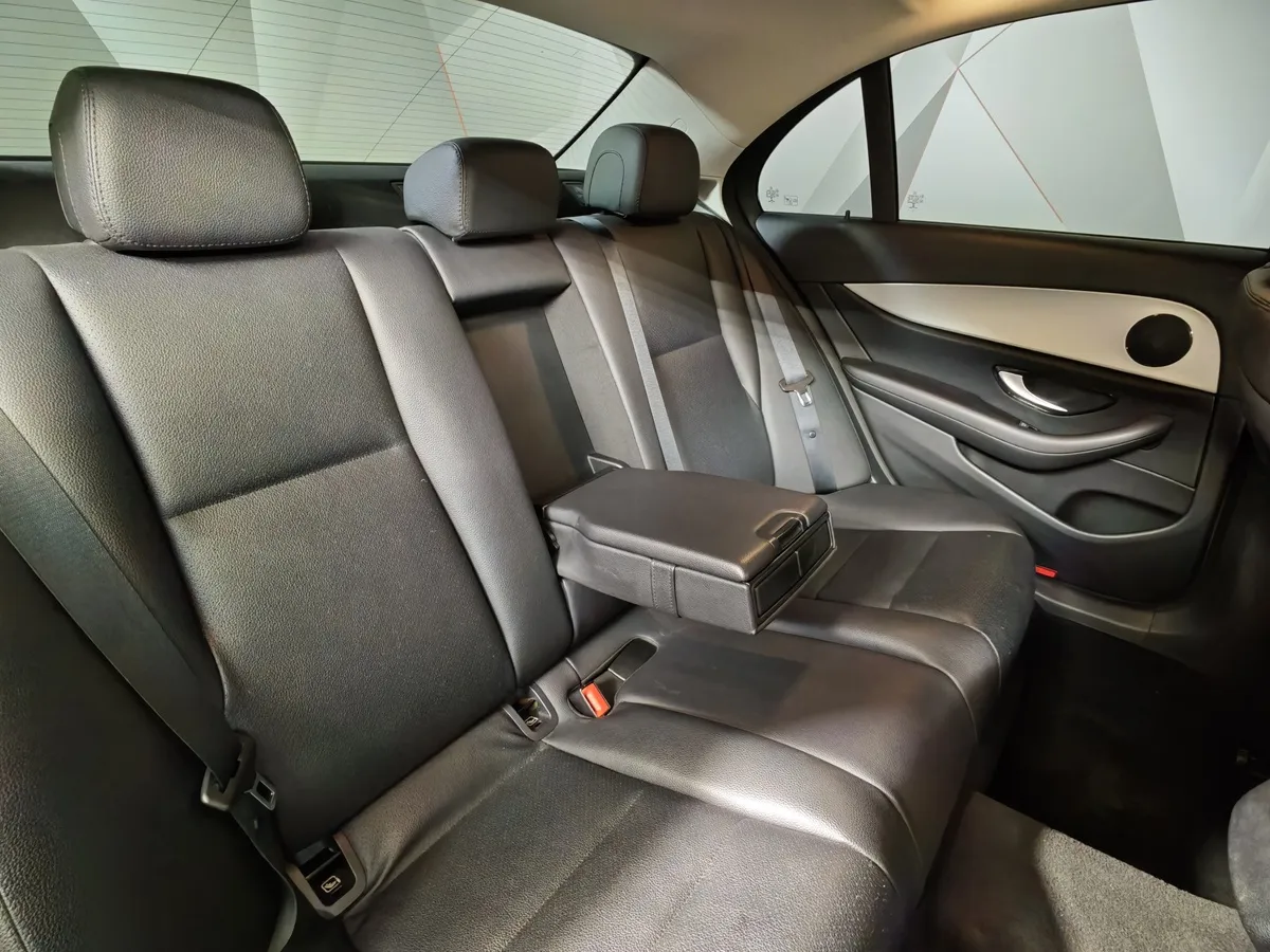 Mercedes-Benz E-Класс E 200 9G-TRONIC (197 л.с.) Business Черный в АВИЛОН. Слайд №17