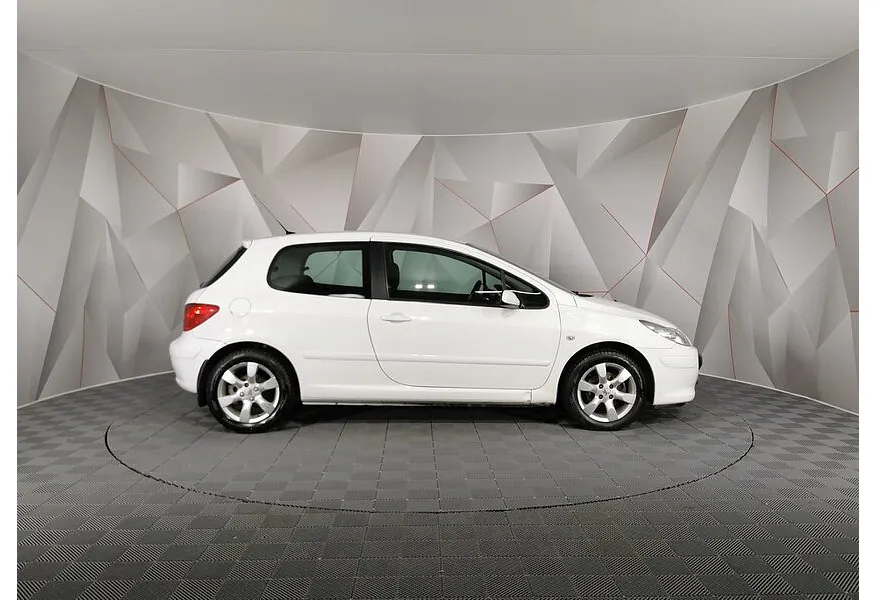 Peugeot 307 1.6 AT (110 л.с.) Белый в АВИЛОН. Слайд №6