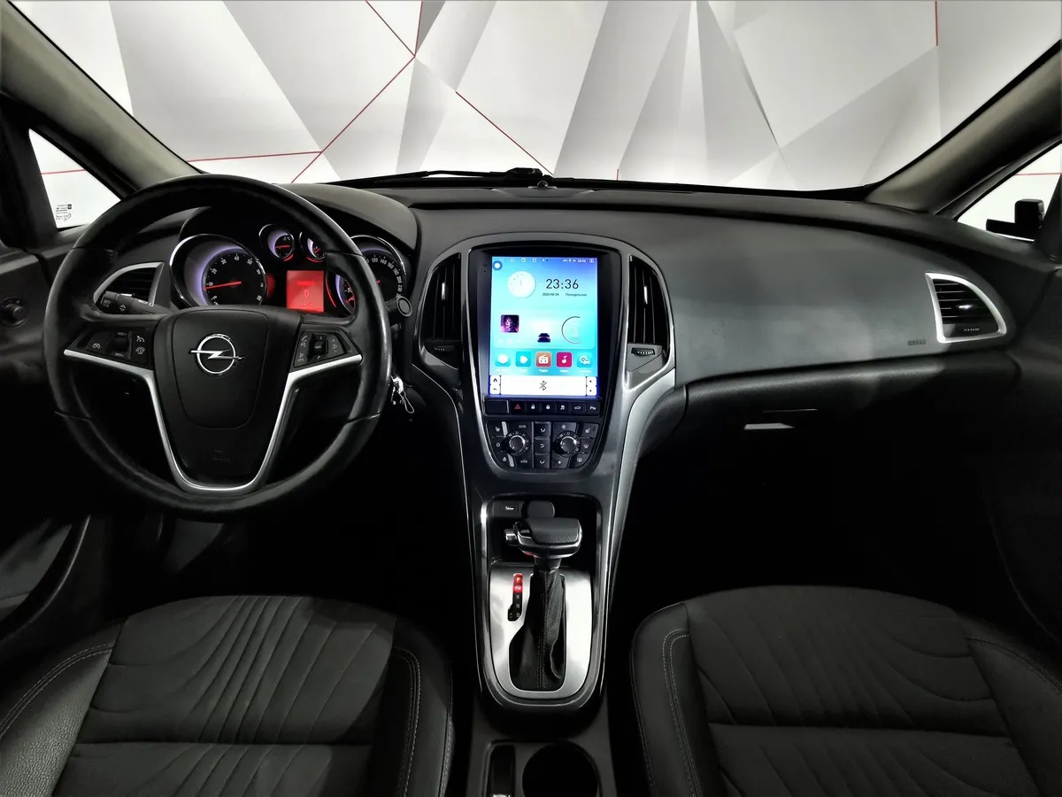 Opel Astra 1.6 AT (115 л.с.) Белый в АВИЛОН. Слайд №13
