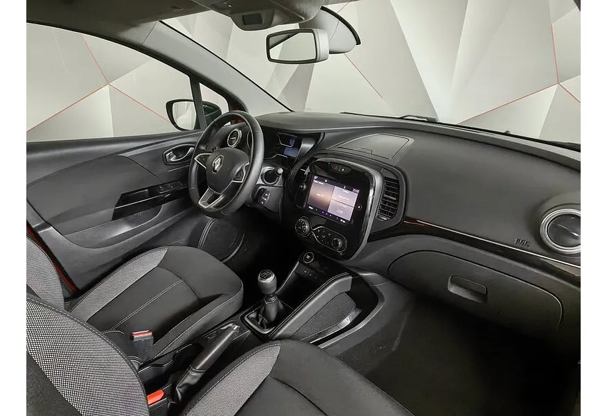 Renault Kaptur 1.6 MT (114 л.с.) Красный в АВИЛОН. Слайд №13