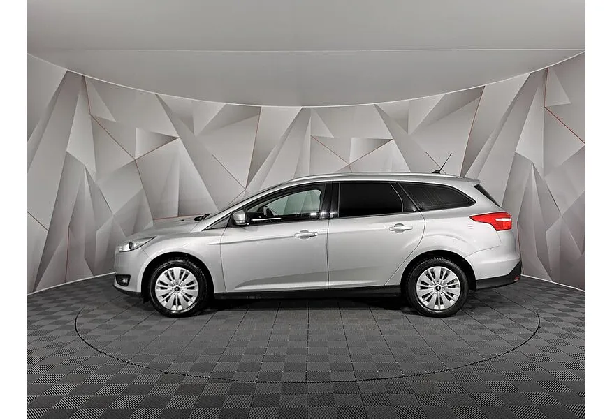 Ford Focus 1.6 Ti-VCT MT (125 л.с.) Special Edition Серебристый в АВИЛОН. Слайд №5