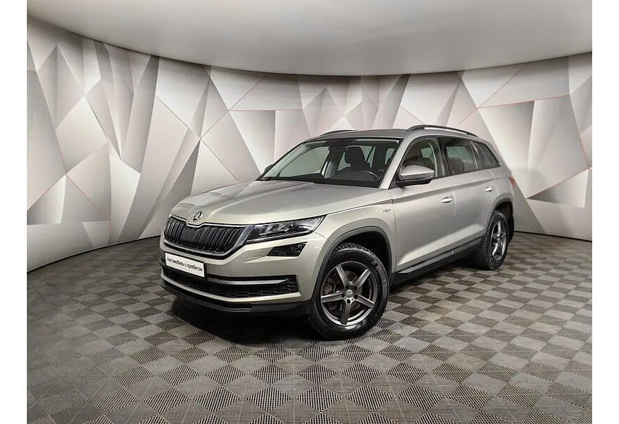 АВИЛОН - Skoda Kodiaq 2.0 TDI DSG 4X4 (150 л.с.) Бежевый - slide 9629377