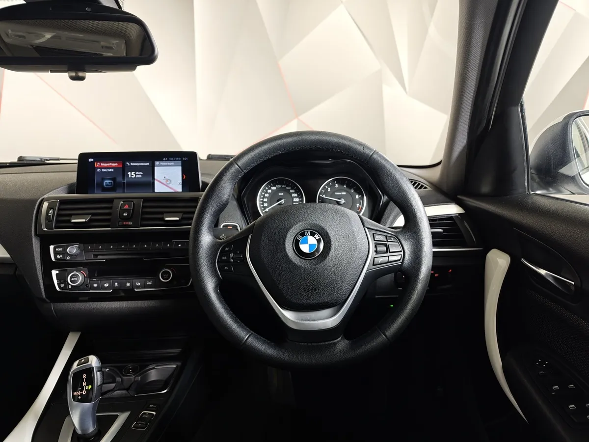 BMW 1 серия 118i AT (136 л.с.) Белый в АВИЛОН. Слайд №15