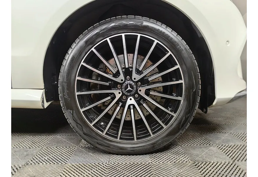 Mercedes-Benz GLE 400 4MATIC 9G-TRONIC (333 л.с.) Особая серия Белый в АВИЛОН. Слайд №9
