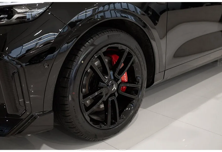 Voyah Free EVR 1.5 AT AWD (510 л.с.) Sport + Черный в АВИЛОН. Слайд №18