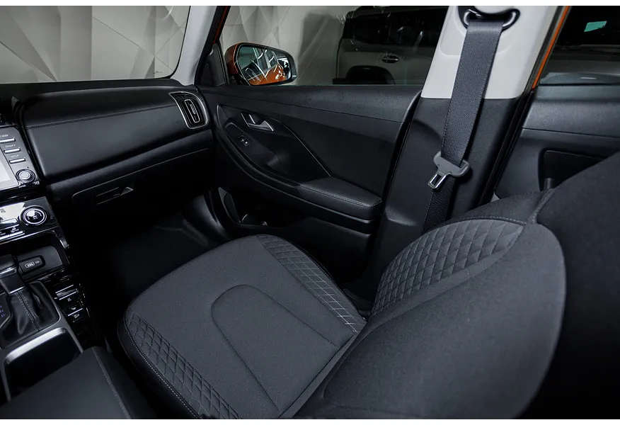 АВИЛОН - Solaris HC 2.0 AT 4WD (150 л.с.) Lifestyle + Premium Audio + Winter + Advanced Белый - slide 2