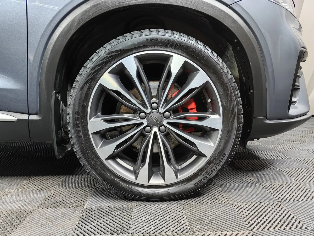 Geely Tugella 2.0 AT AWD (238 л.с.) Flagship Серый в АВИЛОН. Слайд №9