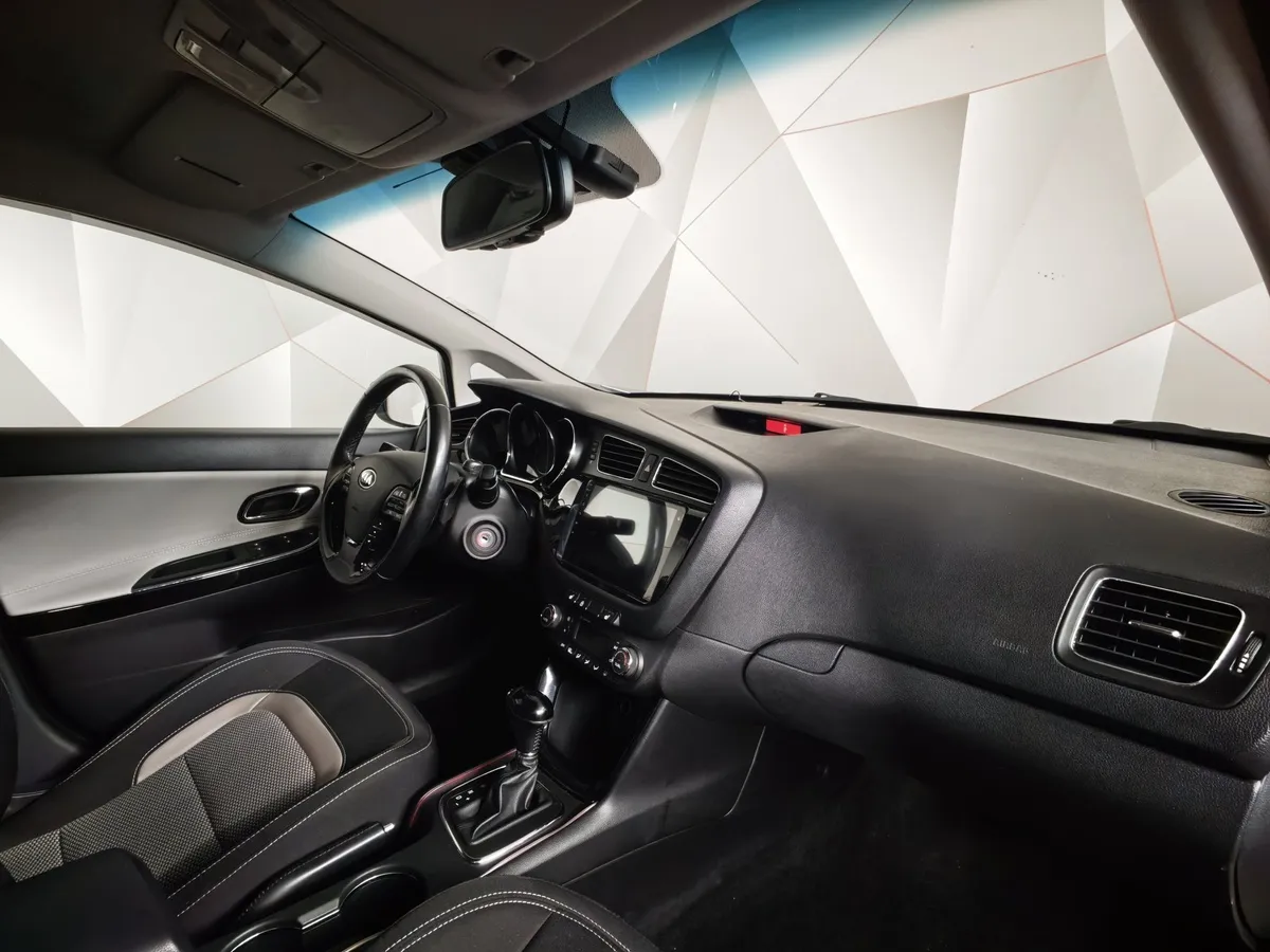 Kia Ceed 1.6 MPI AT (128 л.с.) Comfort Серебристый в АВИЛОН. Слайд №13