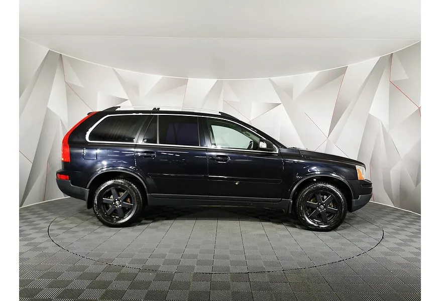 Volvo XC90 2.5 T5 Geartronic AWD (5 мест) (210 л.с.) Черный в АВИЛОН. Слайд №6