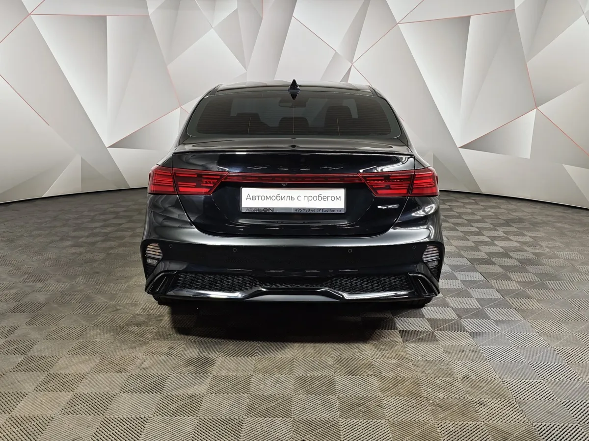 Kia Cerato 2.0 MPI AT (150 л.с.) GT Line Черный в АВИЛОН. Слайд №8