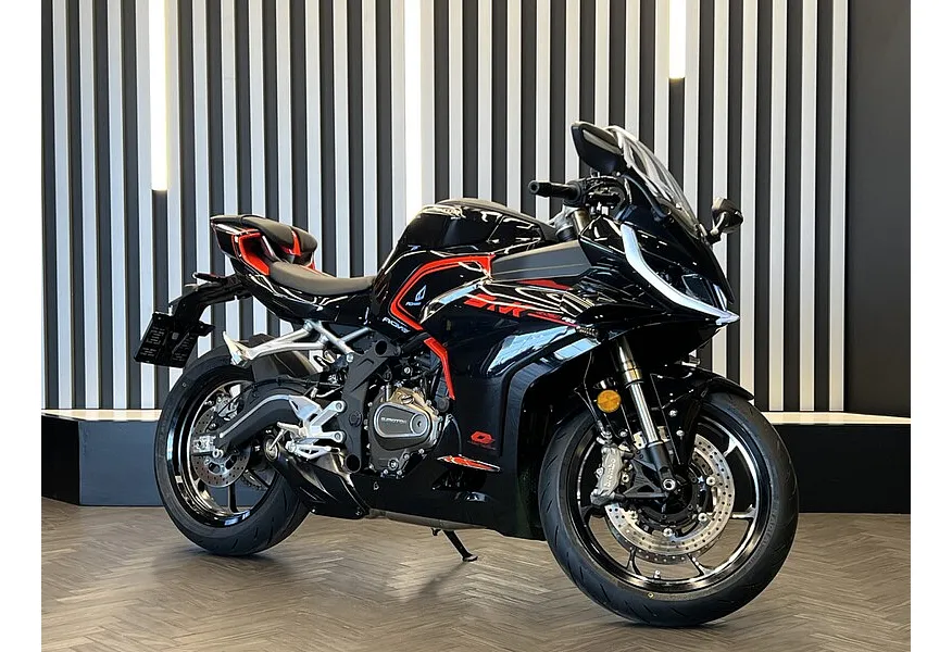 QJMOTOR SRK 421 RR 421 см³ (77 л.с.) (77) 421 в АВИЛОН. Слайд №2