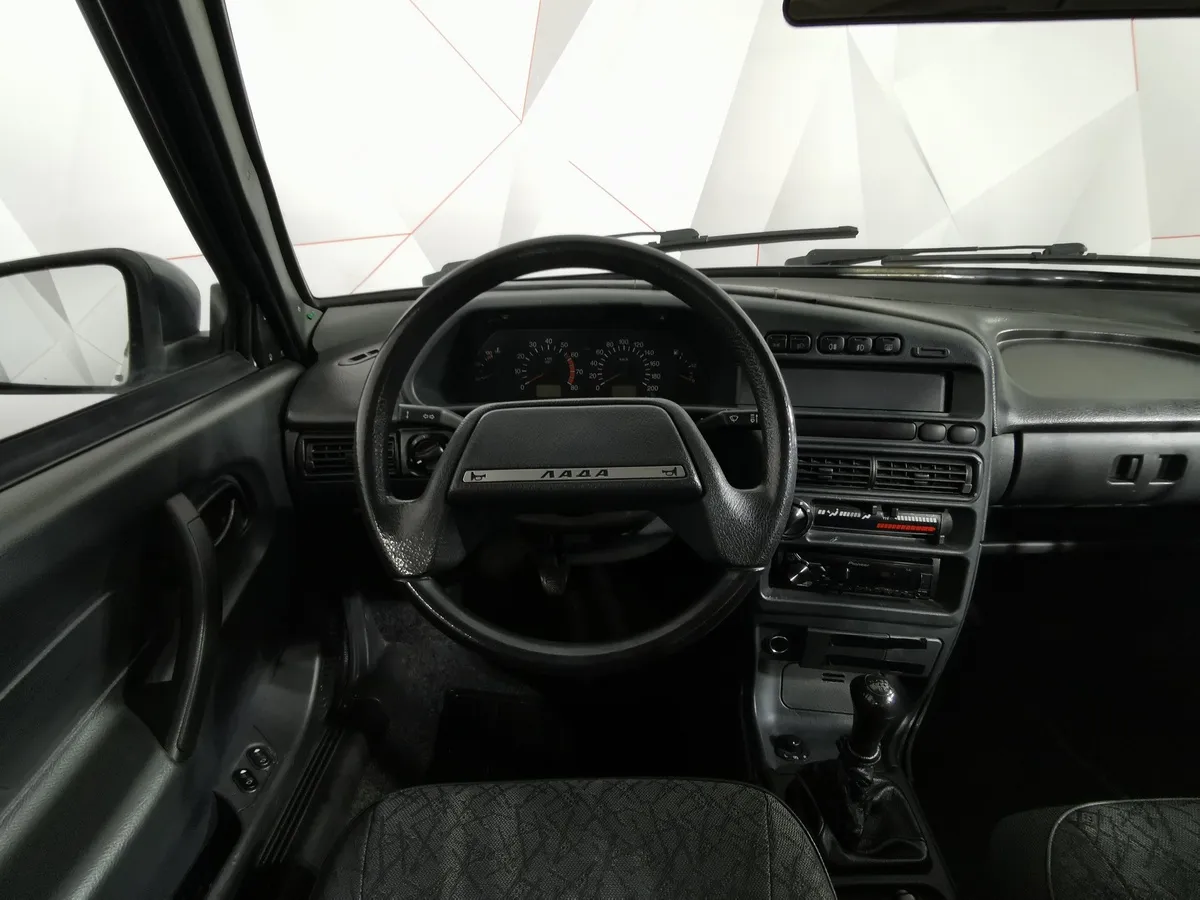 ВАЗ (Lada) 2115 1.5 MT (76 л.с.) Зеленый в АВИЛОН. Слайд №19