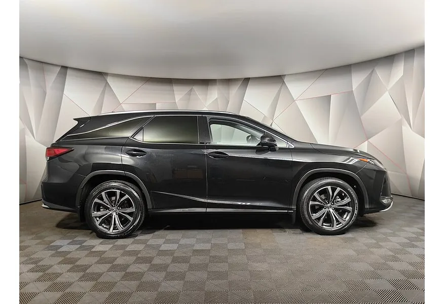 LIVE. Слайд №4