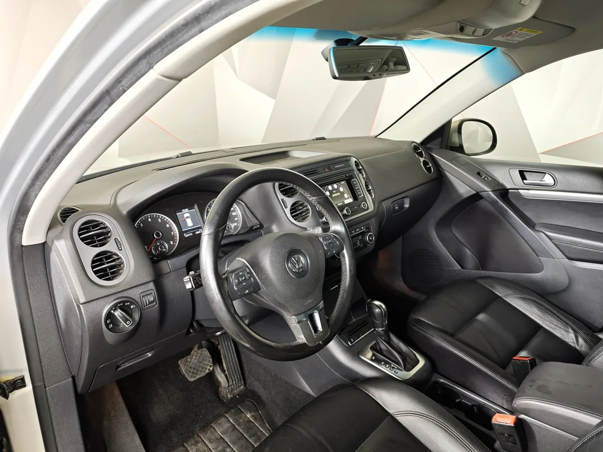 Volkswagen Tiguan 2.0 TSI 4Motion AT (170 л.с.) Track & Field Желтый в АВИЛОН. Слайд №18