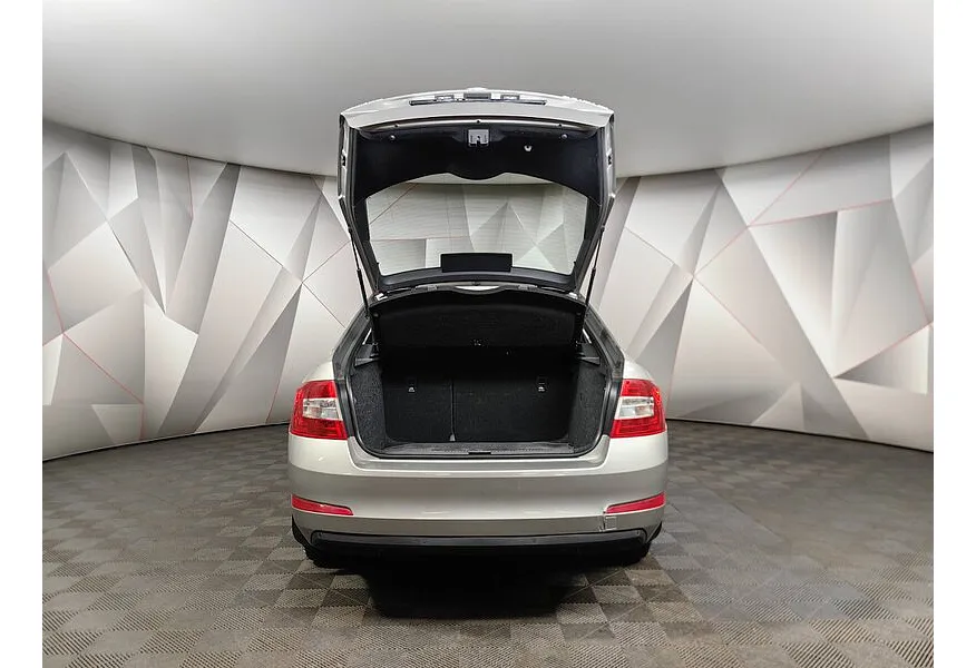 Skoda Octavia 1.6 AT (110 л.с.) Бежевый в АВИЛОН. Слайд №12