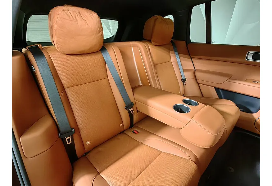 Li Auto L7 1.5 AT 4WD (449 л.с.) Max Черный в АВИЛОН. Слайд №16