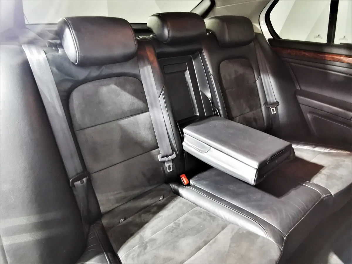 Skoda Superb 1.8 TSI DSG (152 л.с.) Белый в АВИЛОН. Слайд №16