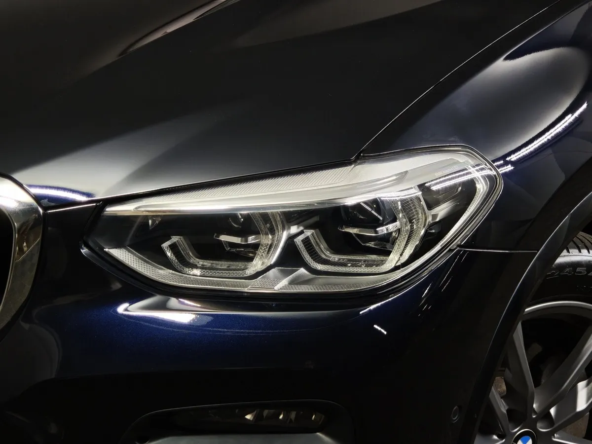 BMW X3 xDrive20i AT (184 л.с.) Черный в АВИЛОН. Слайд №8