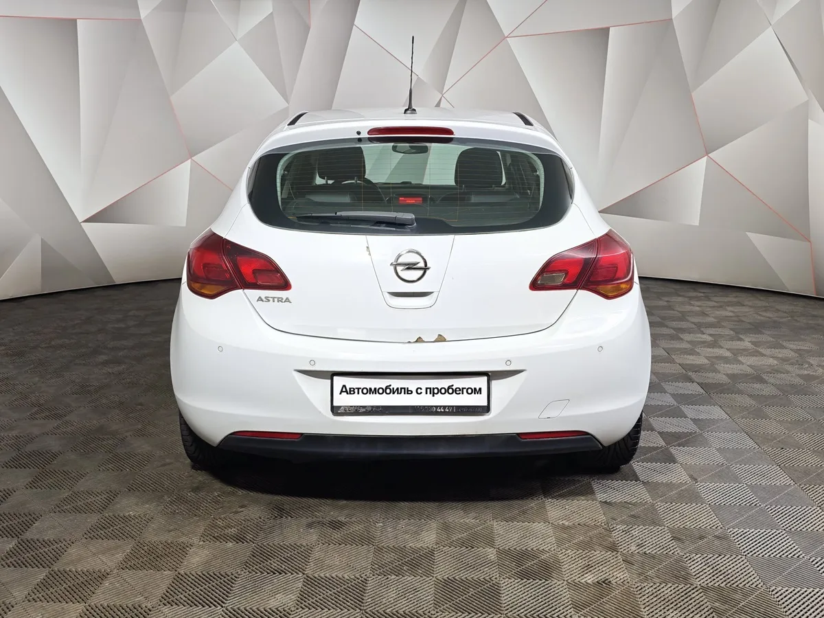 Opel Astra 1.6 AT (115 л.с.) Cosmo Белый в АВИЛОН. Слайд №8