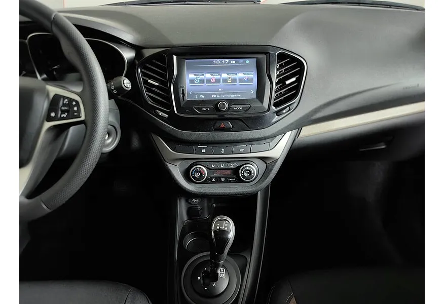 ВАЗ (Lada) Vesta 1.6 AMT (106 л.с.) Белый в АВИЛОН. Слайд №13