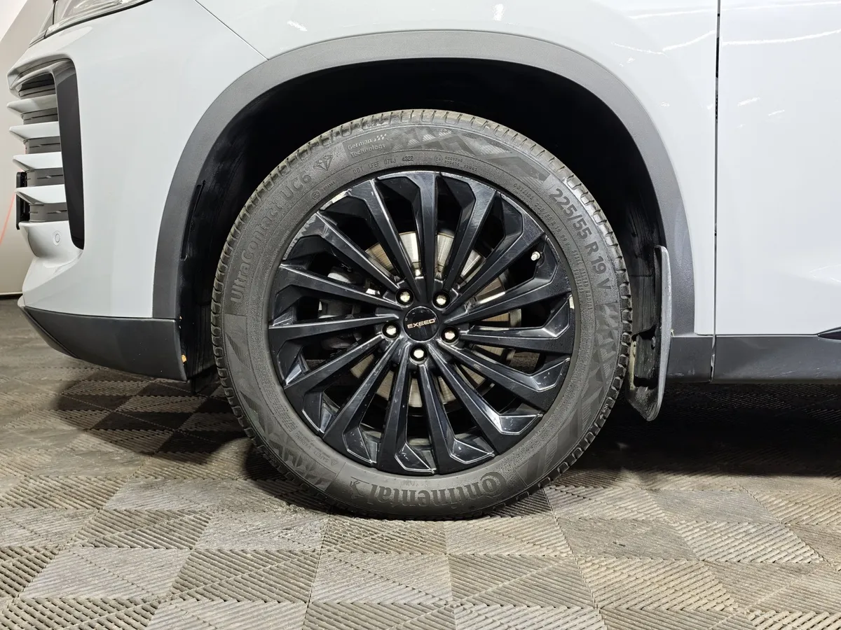 EXEED TXL 1.6 TGDI DCT7 AWD (186 л.с.) Серый в АВИЛОН. Слайд №9
