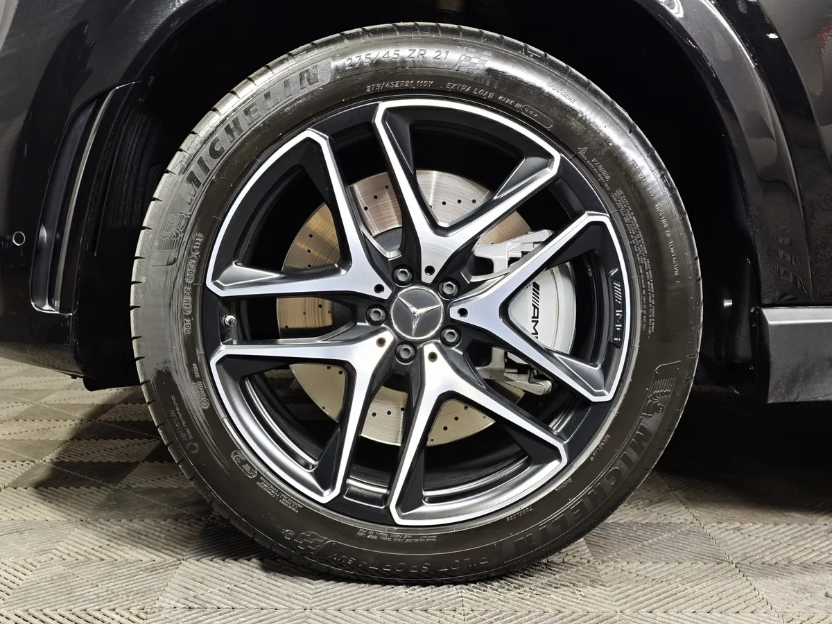 Mercedes-Benz GLE 53 9G 4MATIC+ (435 л.с.) Черный в АВИЛОН. Слайд №9