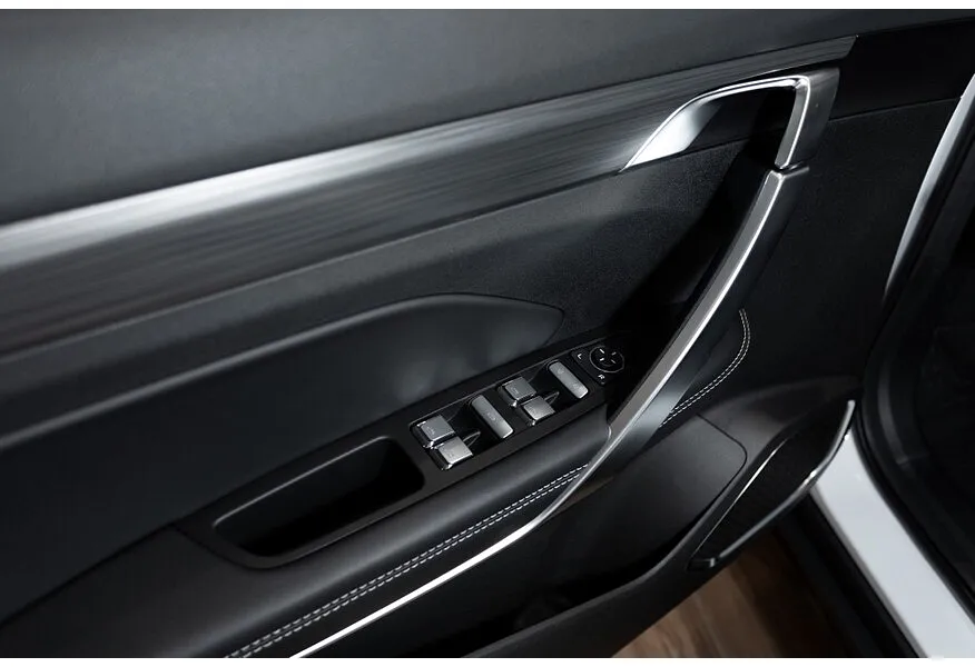 Belgee X70 1.5 DCT 4WD (150 л.с.) Prestige Белый в АВИЛОН. Слайд №19