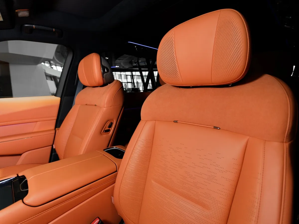 Lynk & Co 900 2.0 AT 4WD (884 л.с.) Ultra Черный в АВИЛОН. Слайд №7