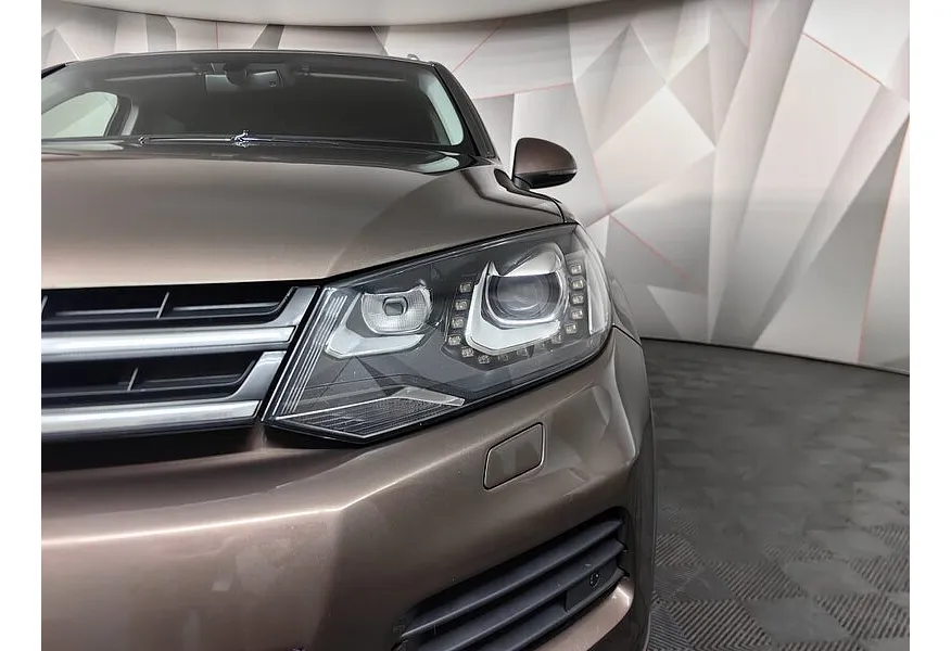 АВИЛОН - Volkswagen Touareg 3.0 TDI Tiptronic 4Motion (204 л.с.) Коричневый - slide 17