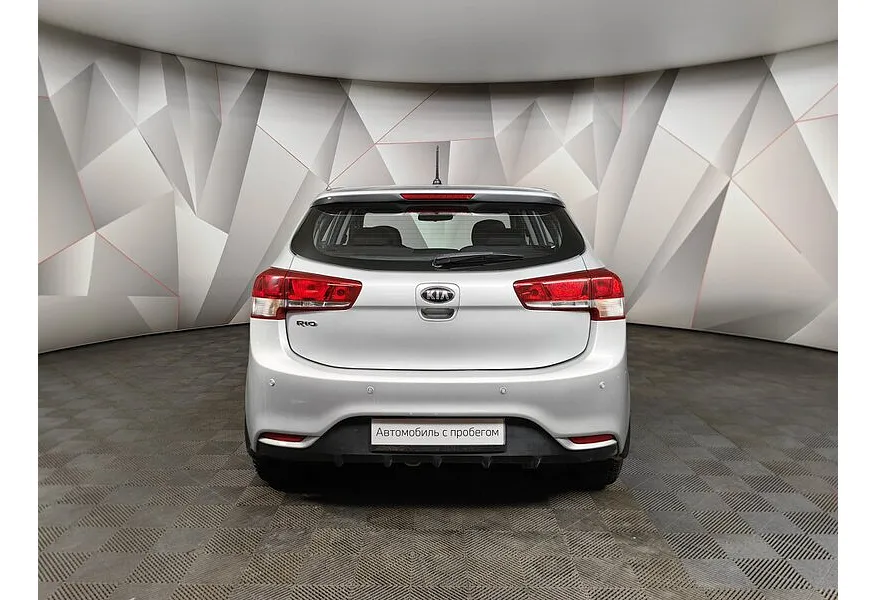 LIVE. Слайд №6