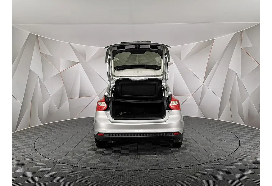 Ford Focus 1.6 MT (105 л.с.) Trend Серебристый в АВИЛОН. Слайд №12