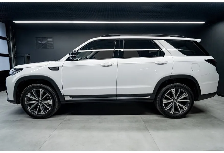 Changan CS95 2.0 AT 4WD (226 л.с.) Tech Белый в АВИЛОН. Слайд №2