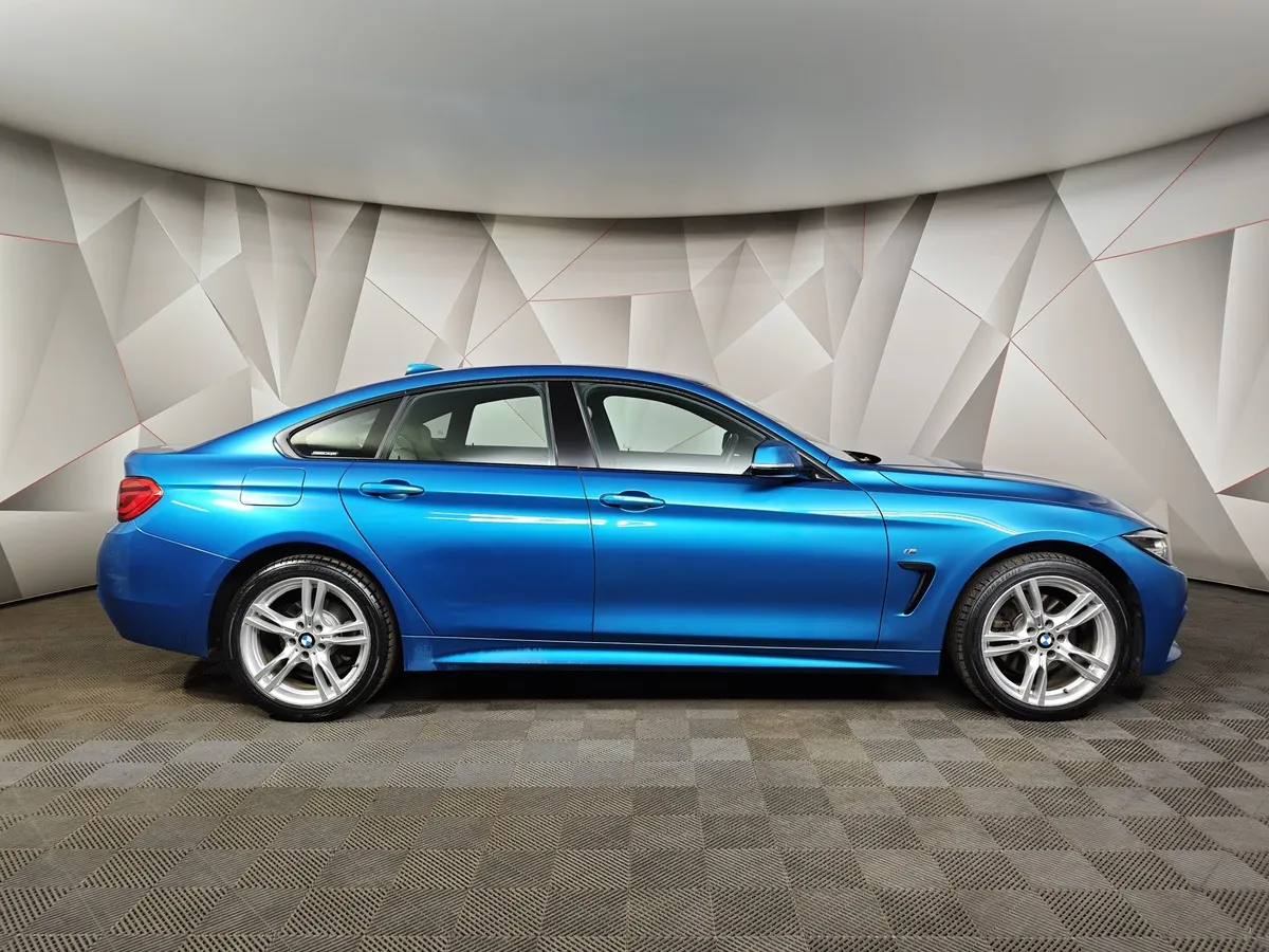 BMW 4 серия 430i xDrive AT (249 л.с.) Luxury Line Синий в АВИЛОН. Слайд №6