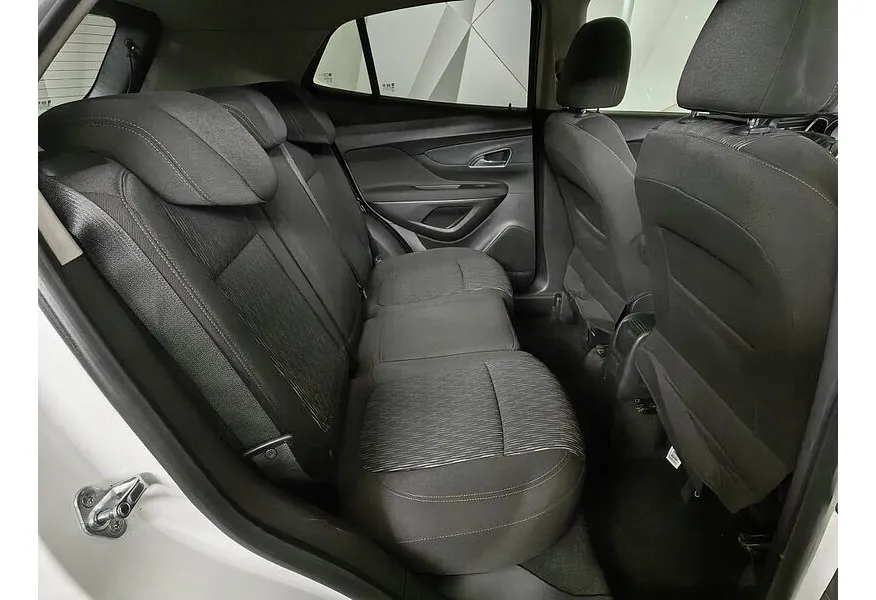 Opel Mokka 1.4 Turbo AT (140 л.с.) Белый в АВИЛОН. Слайд №15