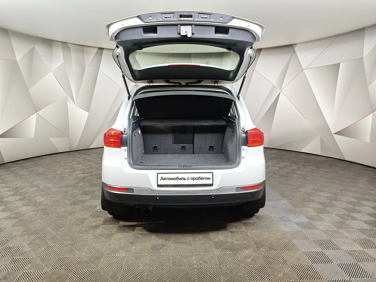 Volkswagen Tiguan 2.0 TSI 4Motion AT (180 л.с.) Sport&Style Белый в АВИЛОН. Слайд №12