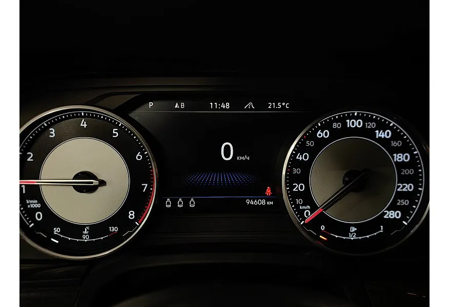 Volkswagen Touareg 2.0 TSI Tiptronic 4Motion (249 л.с.) Respect Черный в АВИЛОН. Слайд №18