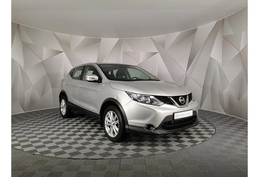 Nissan Qashqai 2.0 CVT (144 л.с.) Серебристый в АВИЛОН. Слайд №3