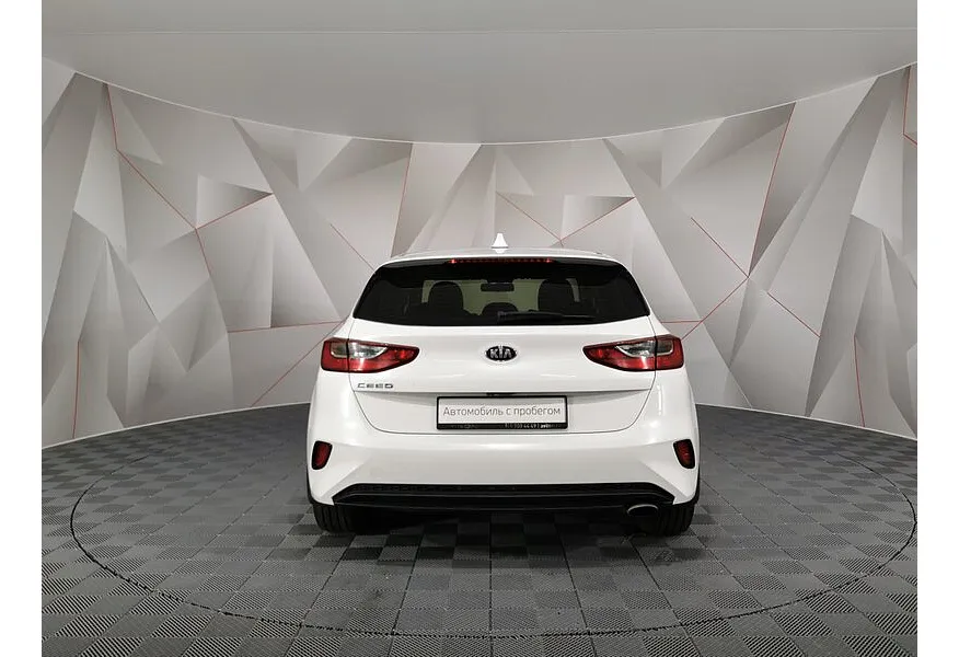 LIVE. Слайд №6