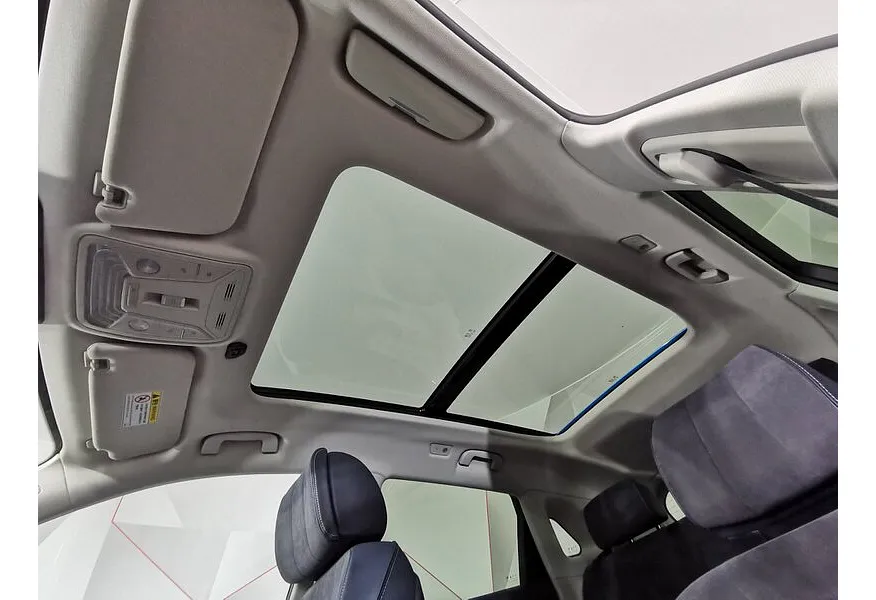 Hongqi HS5 2.0 AT 4WD (224 л.с.) Deluxe Белый в АВИЛОН. Слайд №22